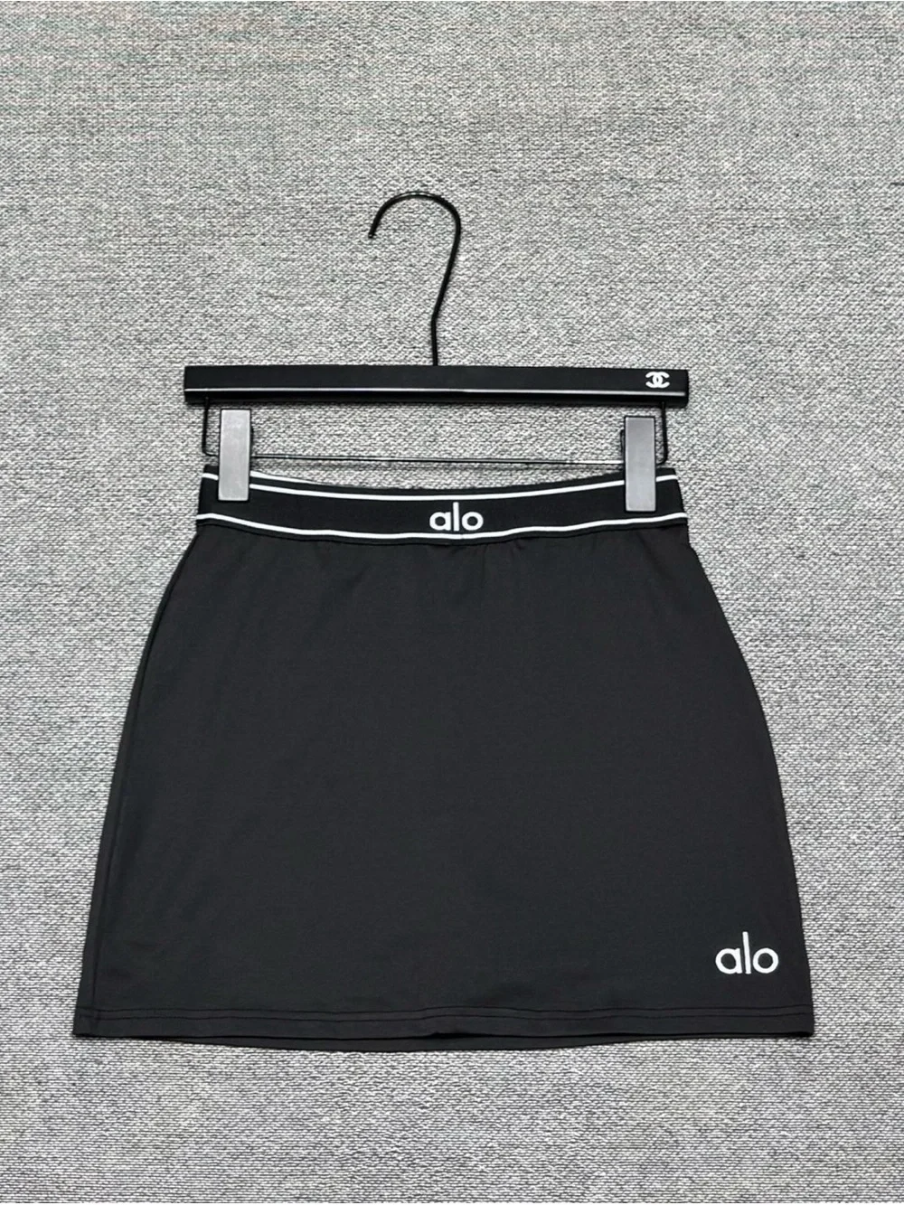 ALO Yoga Black Cropped Tank Top